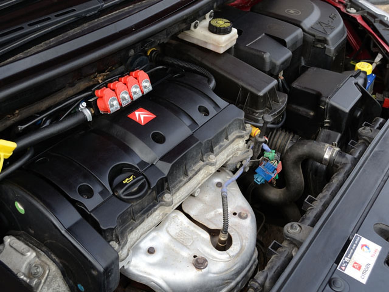 Automobilis su įranga